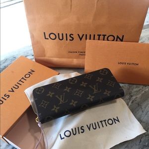 Louis Vuitton Leather Wallet